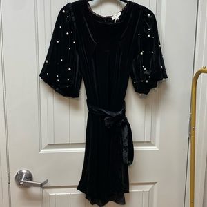 NWT Umgee Black Velvet Beaded Pearl Puff Sleeve Party Holiday Christmas Dress